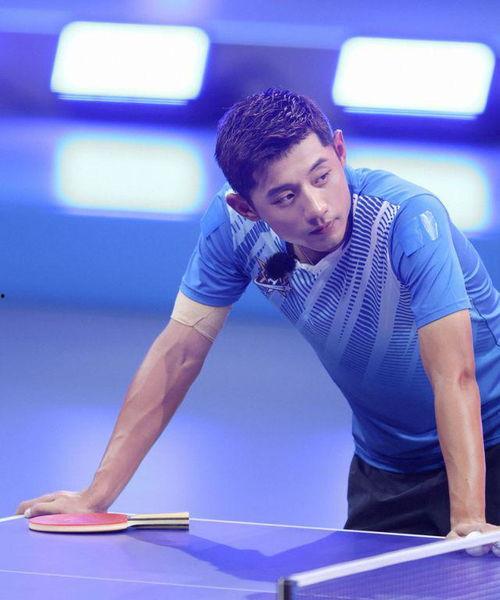 张继科爆料景甜三段视频,三段视频见证甜蜜瞬间