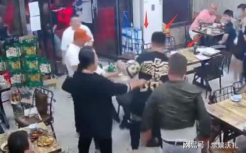 唐山男子爆料事件视频,真相与争议交织的街头冲突  第2张